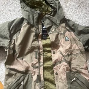Burton women’s ski & snowboard jacket